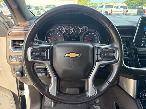 Used 2021 Chevrolet Tahoe LT w/ LT Signature Package RWD image 15