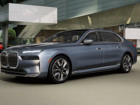 Used 2026 BMW i7 eDrive50 w/ Executive Package image 23