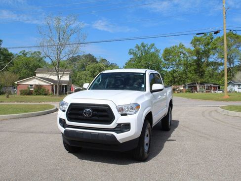 Used 2021 Toyota Tacoma SR w/ SR Convenience Package image 5