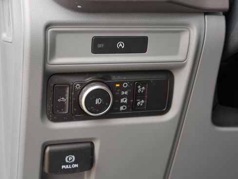 Used 2025 Ford F150 XLT w/ Equipment Group 301A Standard AWD/4WD image 18
