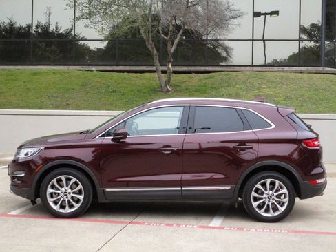 Used 2017 Lincoln MKC Select w/ Select Plus Package image 3