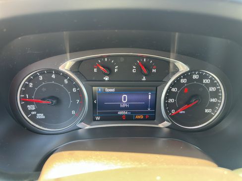 Used 2022 GMC Acadia SLE image 19