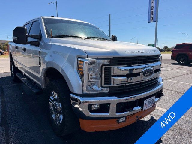 Used 2019 Ford F250 XLT w/ FX4 Off-Road Package AWD/4WD image 2