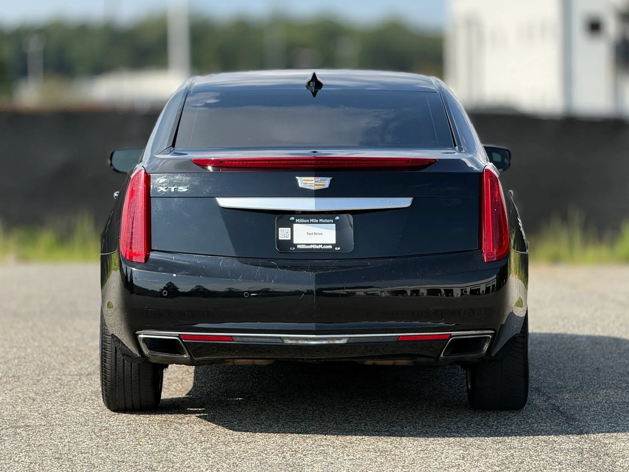 Used 2017 Cadillac XTS Luxury FWD image 4