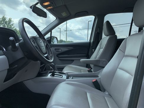 Used 2018 Honda Ridgeline RTL-T image 17