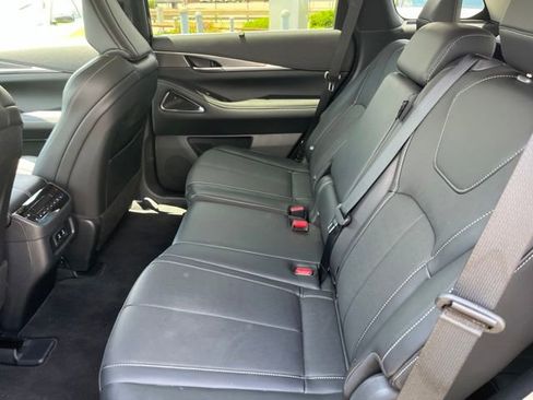 Used 2026 INFINITI QX60 Luxe w/ Cargo Package AWD/4WD image 12