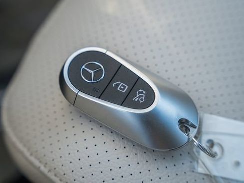 New 2026 Mercedes-Benz C 300 4MATIC Sedan image 44