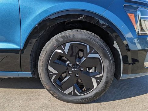 Used 2024 Kia Niro Wind image 12