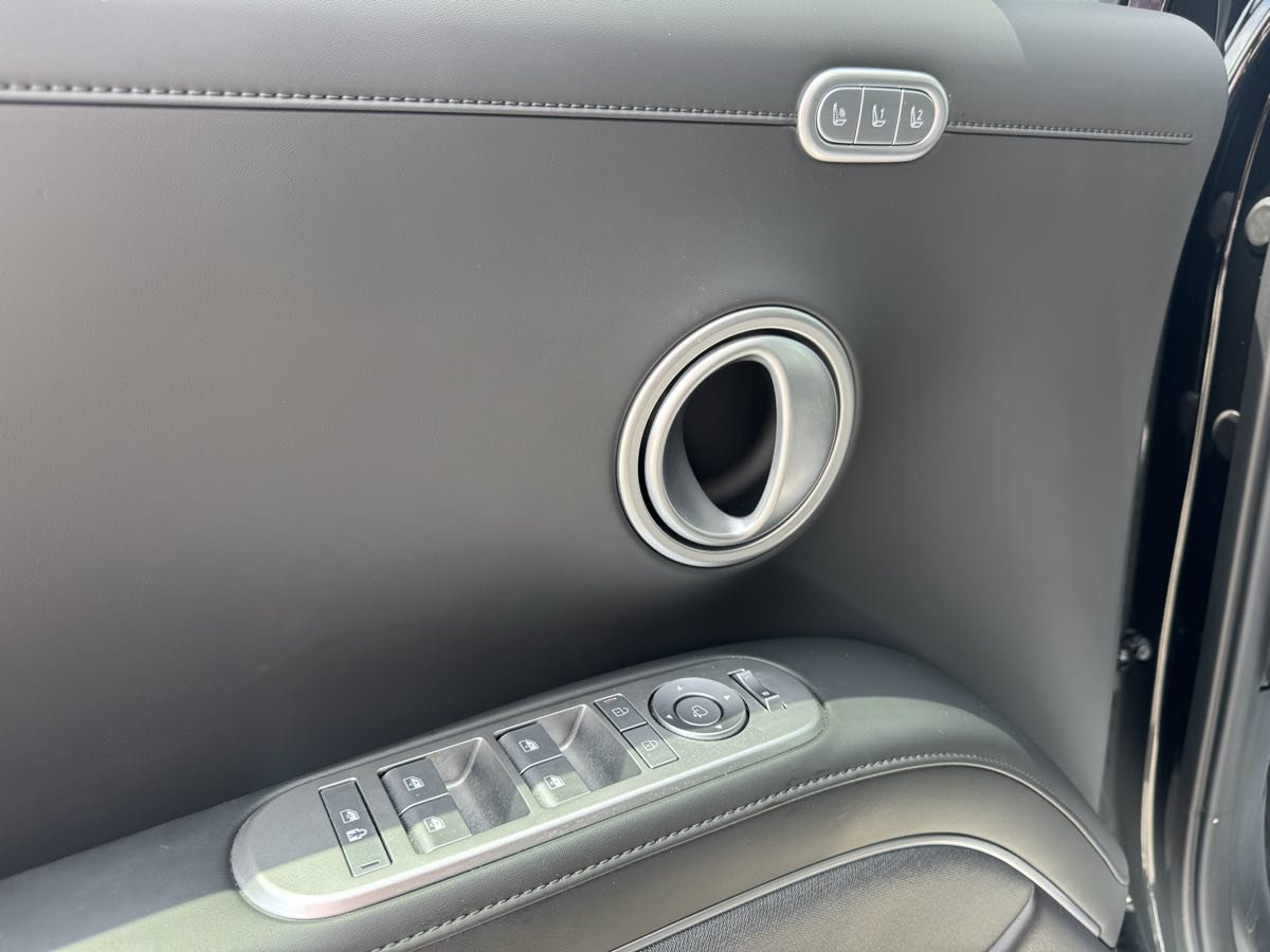 Used 2026 Hyundai Palisade Calligraphy AWD/4WD image 16