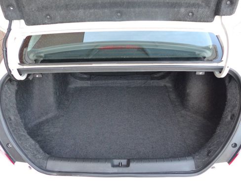 Used 2019 Honda Civic EX image 30