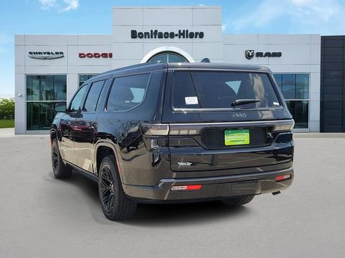 New 2026 Jeep Grand Wagoneer L Limited AWD/4WD image 3
