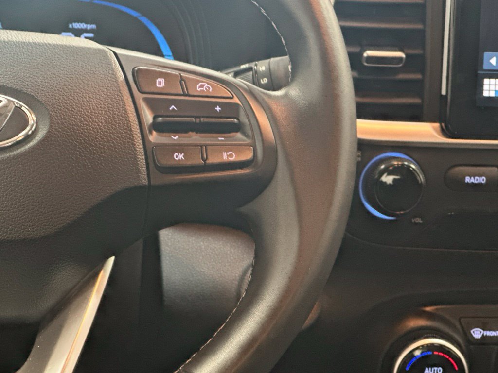 Certified 2026 Hyundai Venue SEL FWD image 15