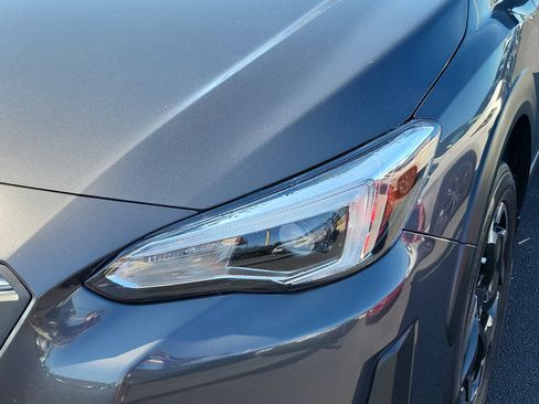 Certified 2022 Subaru Crosstrek 2.5i Limited w/ Moonroof Package 2 image 9