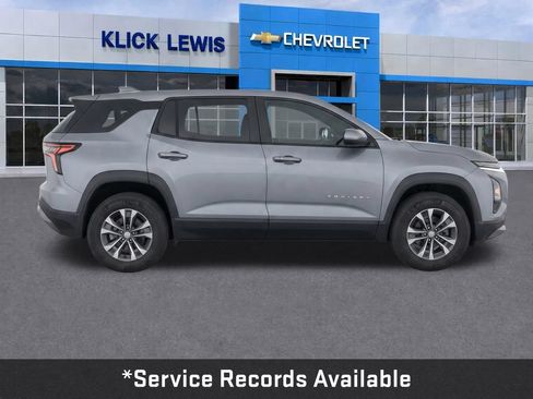 Used 2025 Chevrolet Equinox LT AWD/4WD image 9