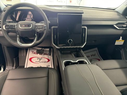 New 2026 GMC Acadia Elevation w/ Black Edition FWD image 16