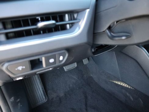 New 2025 Kia K4 EX image 25