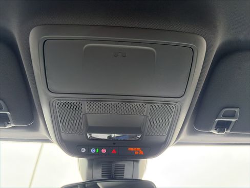 New 2026 GMC Terrain AT4 w/ Convenience Package III AWD/4WD image 18