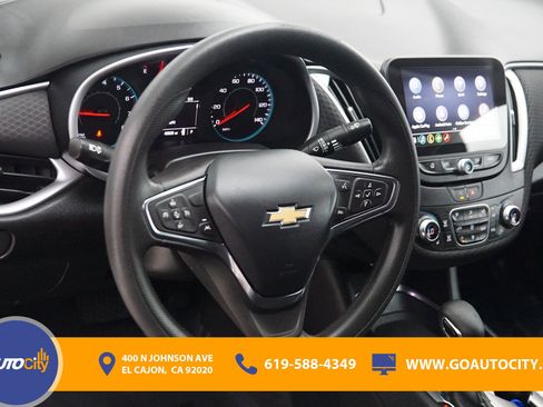Used 2023 Chevrolet Malibu LT FWD image 19