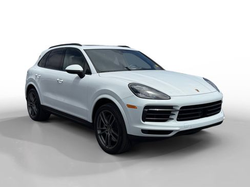 Used 2022 Porsche Cayenne AWD/4WD image 7