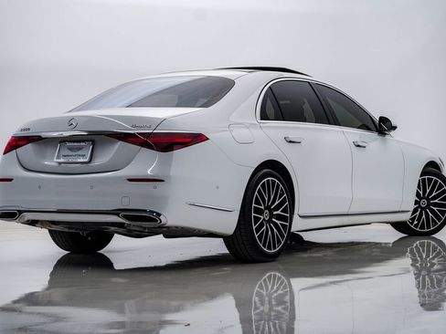 Used 2024 Mercedes-Benz S 580 4MATIC Sedan image 9