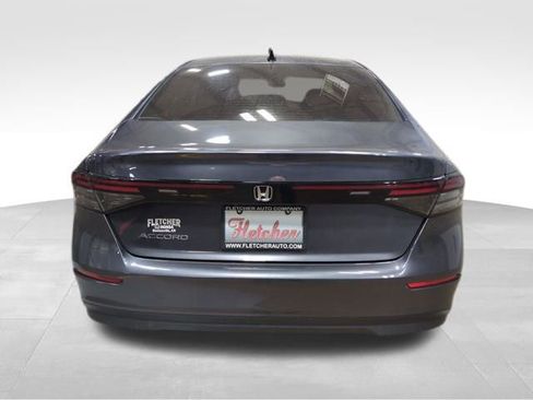 New 2025 Honda Accord SE image 5