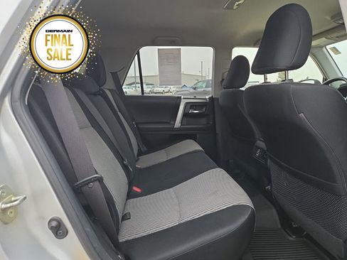 Used 2022 Toyota 4Runner SR5 image 21