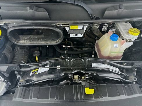 Used 2023 RAM ProMaster 2500 image 32