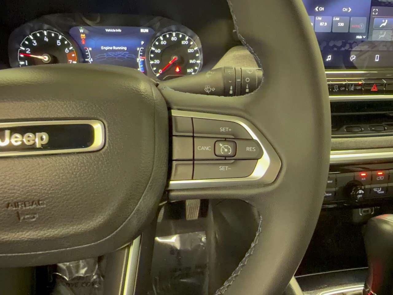 Used 2022 Jeep Compass Latitude FWD image 19