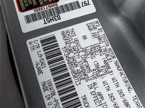 Certified 2025 Toyota Tundra Limited image 30