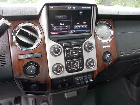 Used 2014 Ford F350 Lariat w/ Lariat Ultimate Package AWD/4WD image 35