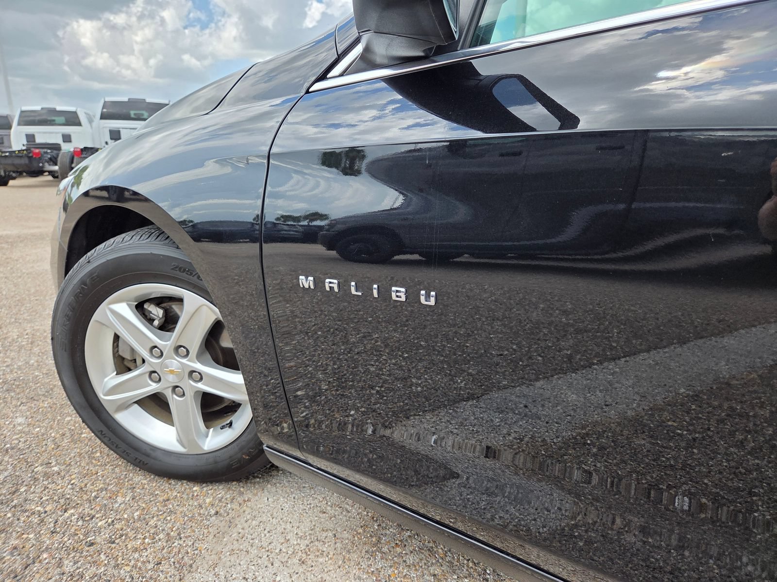 Used 2024 Chevrolet Malibu LT FWD image 12