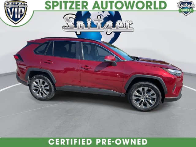 Used 2025 Toyota RAV4 XLE Premium AWD/4WD image 17