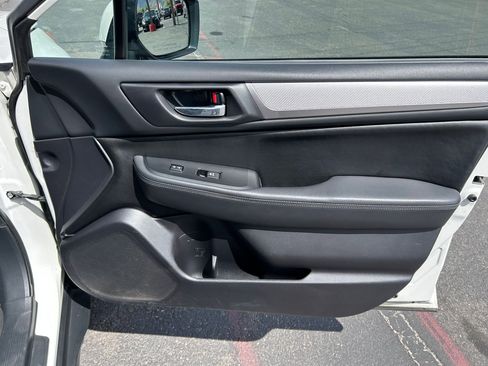 Used 2015 Subaru Outback 2.5i Premium AWD/4WD image 27