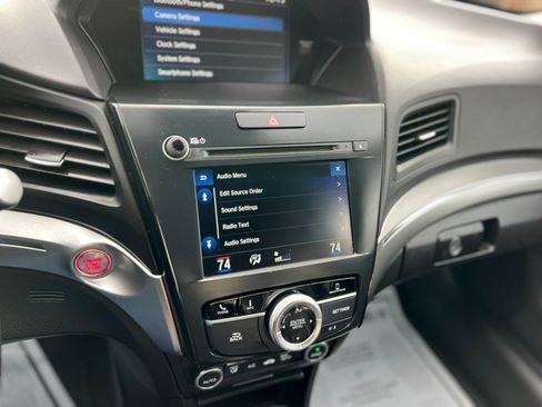 Used 2019 Acura ILX Sedan w/Premium Pkg image 20