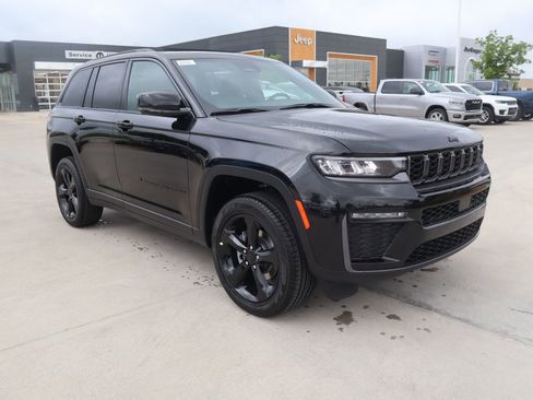 New 2026 Jeep Grand Cherokee Limited AWD/4WD image 1