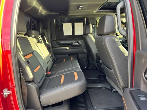 Used 2024 GMC Sierra 2500 AT4 w/ AT4 Premium Plus Package image 12