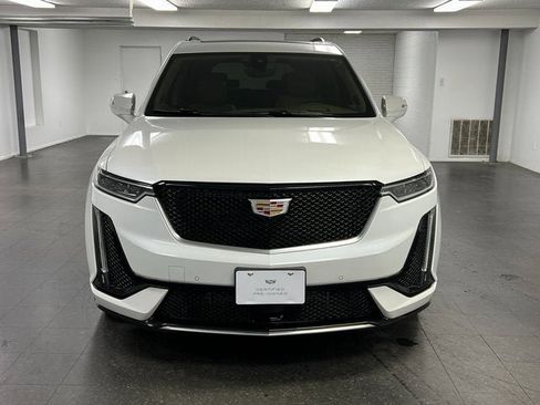 Certified 2024 Cadillac XT6 Sport w/ Platinum Package image 8