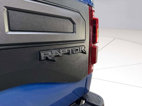 Used 2020 Ford F150 Raptor w/ Equipment Group 802A Luxury AWD/4WD image 17
