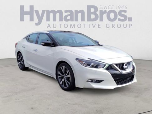 Used 2017 Nissan Maxima Platinum image 1