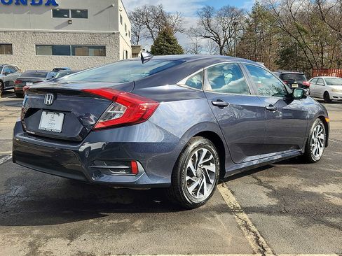 Certified 2018 Honda Civic EX image 6