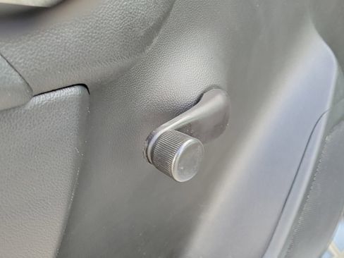 Used 2014 Chevrolet Silverado 1500 W/T RWD image 17