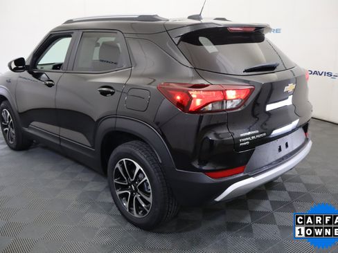 Used 2025 Chevrolet TrailBlazer LT AWD/4WD image 10