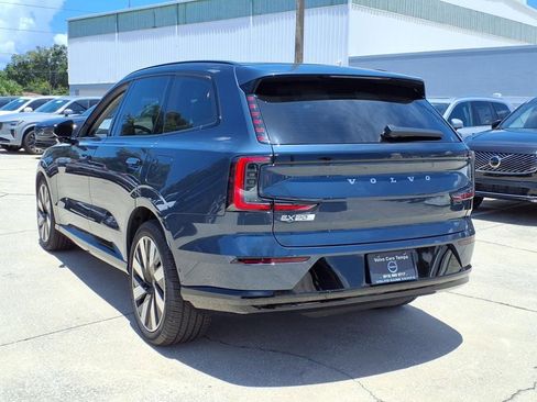 New 2025 Volvo EX90 Ultra image 5