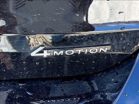 Used 2022 Volkswagen Taos SE image 6