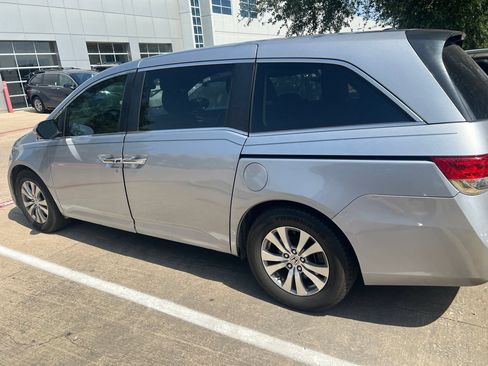 Used 2017 Honda Odyssey EX-L image 2