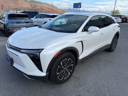 Used 2024 Chevrolet Blazer EV LT image 2