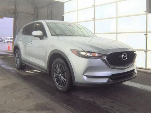 Used 2019 MAZDA CX-5 Sport image 2