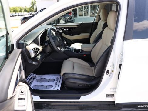Certified 2024 Subaru Outback Limited AWD/4WD image 18