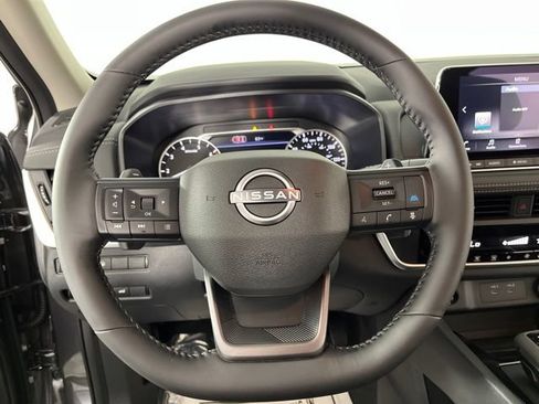 New 2026 Nissan Rogue SV FWD image 21