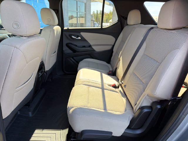 Used 2023 Chevrolet Traverse LS w/ Safety Package AWD/4WD image 26